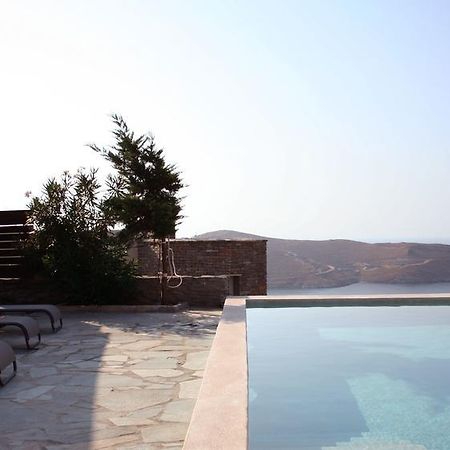 Отель Aigaion House Otzias Экстерьер фото