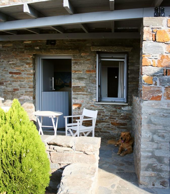 Отель Aigaion House Otzias Экстерьер фото