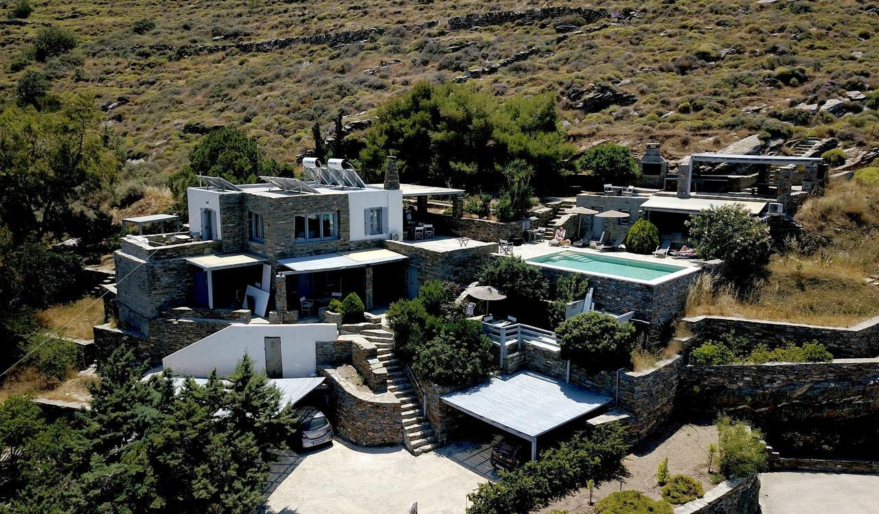 Отель Aigaion House Otzias Экстерьер фото