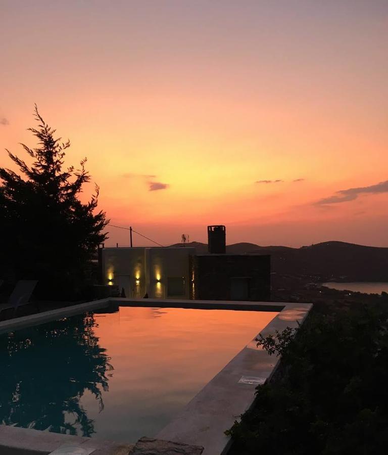 Отель Aigaion House Otzias Экстерьер фото